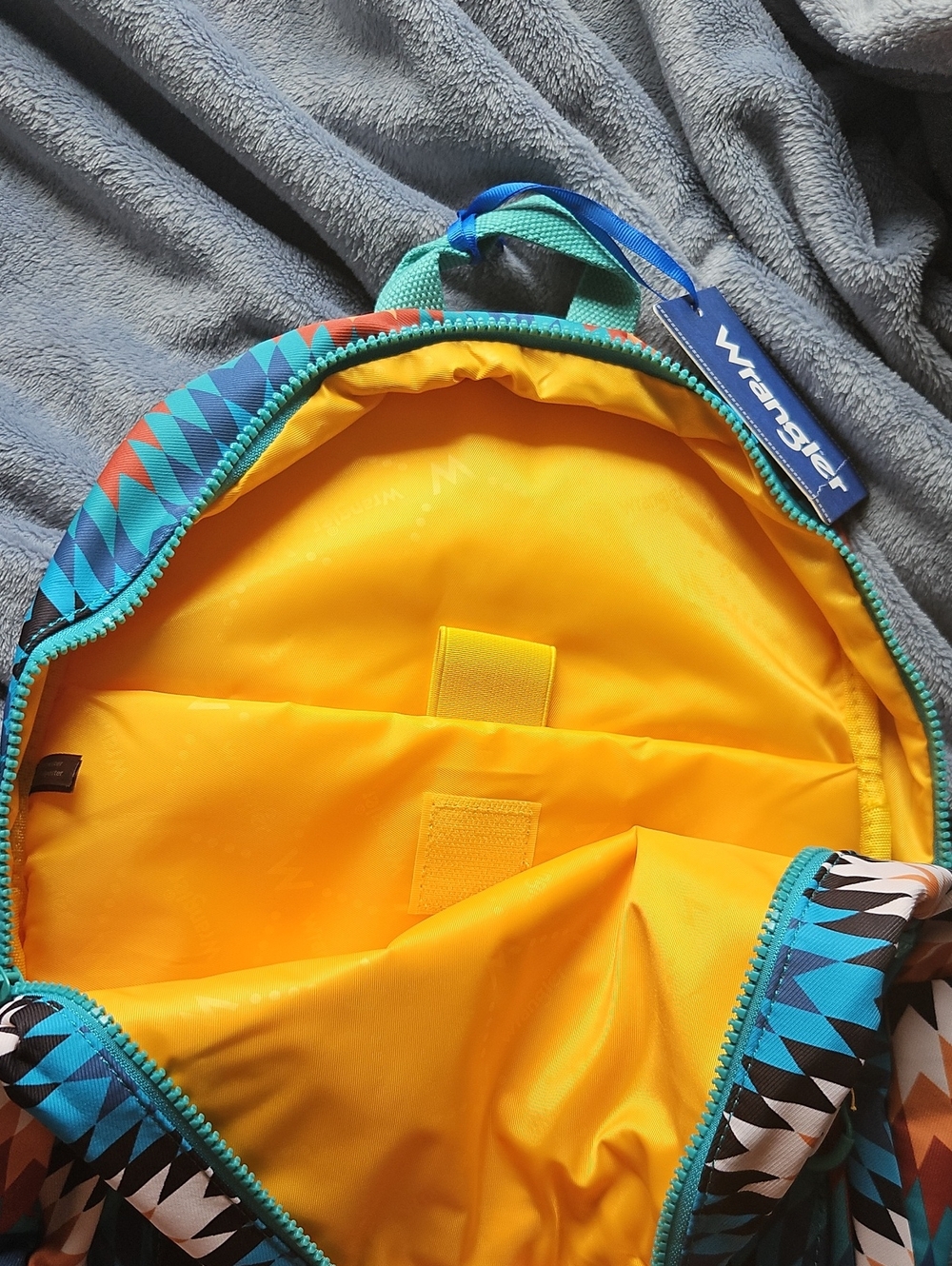 Wrangler Turquoise & Orange Chevron Pattern Mini Backpack - Picture 4 of 5